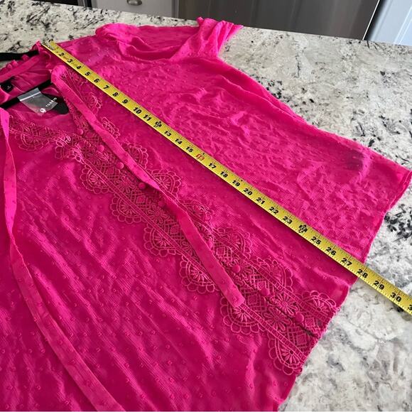 Torrid Pink Chiffon Clip Dot Ruffle Neck Tie Front Top 3X NWT 40286187 Barbie - Picture 12 of 14